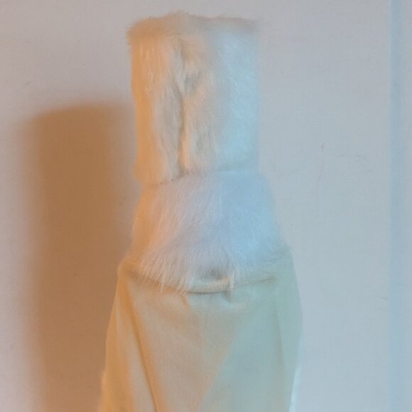 NWT 16" White Fur Snow Soldier Nutcracker Xmas Holiday Decor Michael's Ashland - Picture 13 of 16